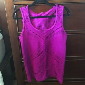 Super cute fabletics tank